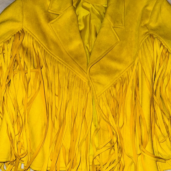 🔔 Last Chance 🍡 Mix n Match 3 For $15 
Yellow Suede Western Fringe Jacket Size M - Picture 2 of 5